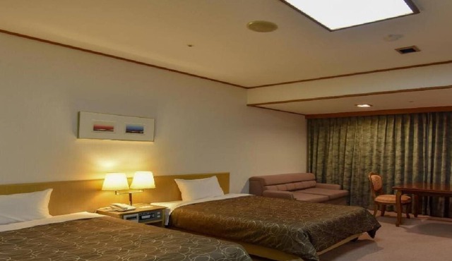 One night breakfast plan Twin Sea direction / Hatsukaichi Hiroshima