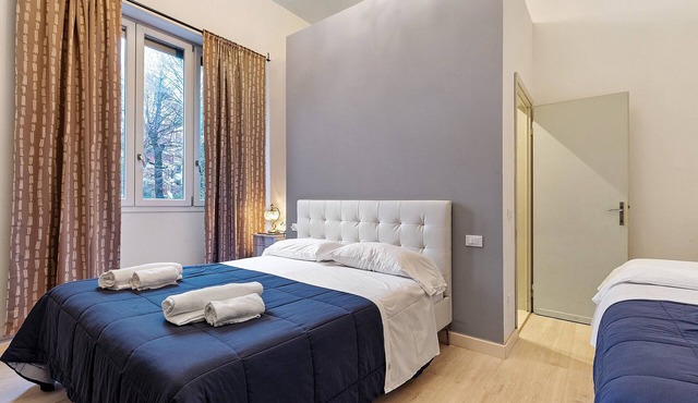 Orchid Room – Double with Wi-Fi, A/C, and Accessible Bathroom
