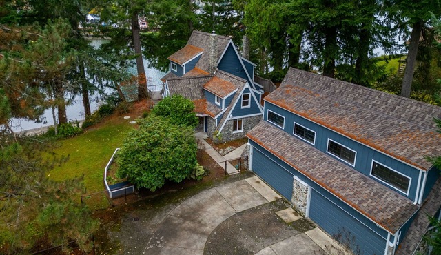 Oyster Bay Waterfront 3Bd - 2Bth