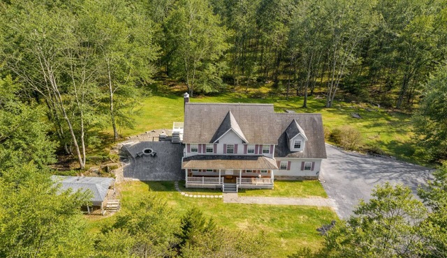 Private 5-Bed Country Estate on 22 Acres