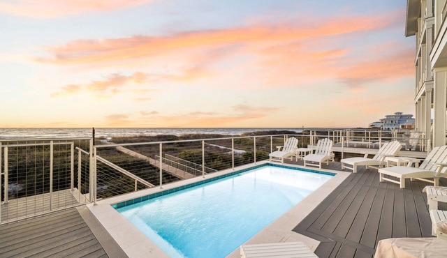 Private Pool! Gulf Front! Dogs Allowed! Elevator!