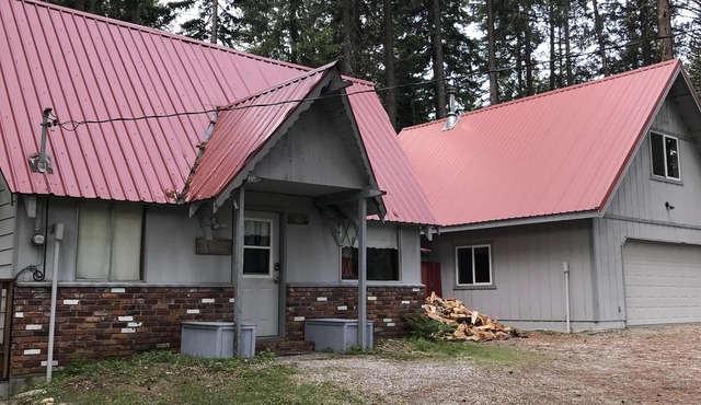 Real Mountain Cabin with access to Fish Lake