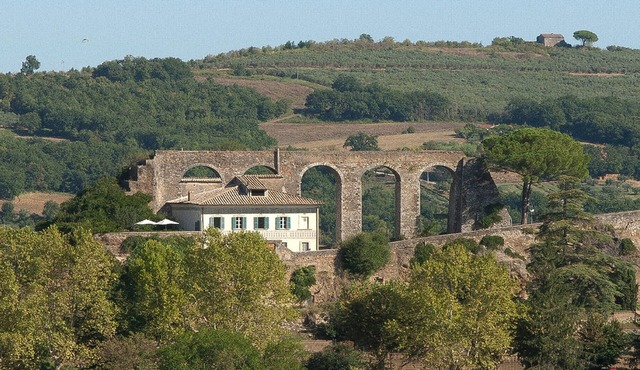 Renaissance Villa of the Aqueduct 1hr from Rome. Lazio-Umbria border