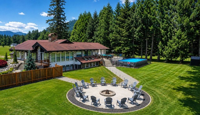 Resort-Style Retreat ~ Pool Hot Tub Theater Game Room Sauna Acreage