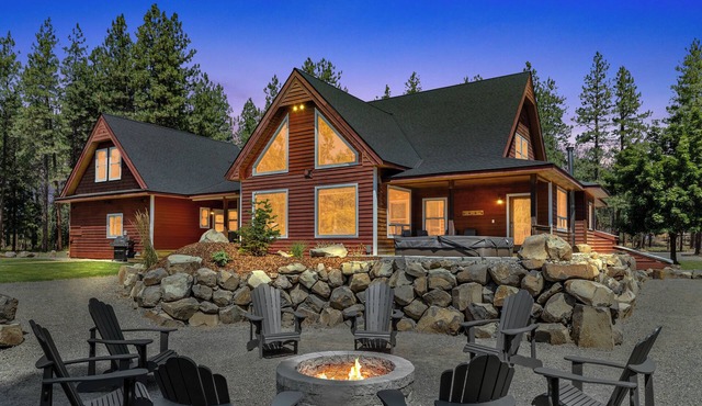 Secluded acreage with hot tub and game room