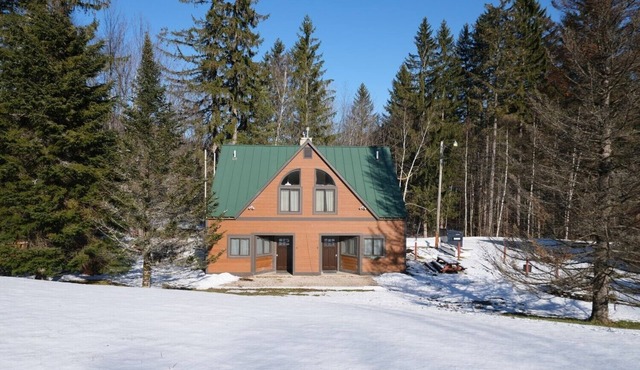 Ski in & out Spruce Glen Townhomes on Great Eastern Trail