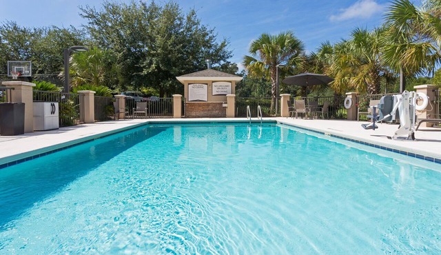 Studio Suite in Tallahassee | FREE Breakfast + On-Site Business Center