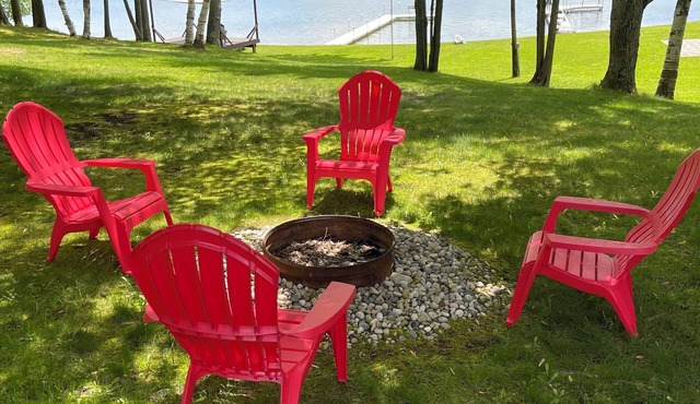 Superb Lake Front 2-bedroom cabin in Cheboygan perfect for relaxing getaways.