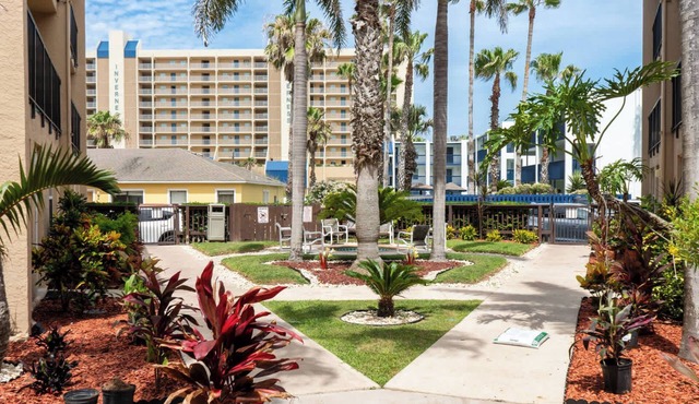 Surfside I 304
