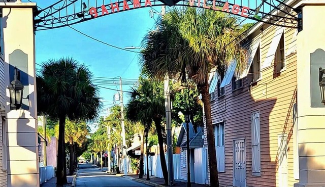 Three Duval Street Suites w free parking and pool