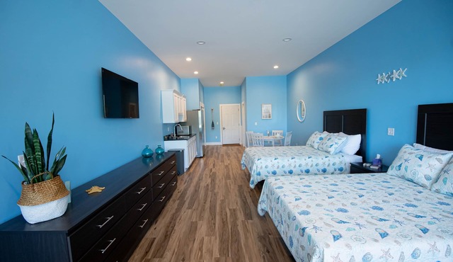 Tidesides Marine Bay House Rentals #1
