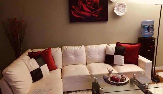 Victoria’s private home is a very neat residence.I