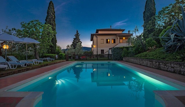 Villa San Michele with Private Pool near San Gimignano