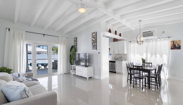 Walk 2 Beach~Seashell Room~Pool~Firepit