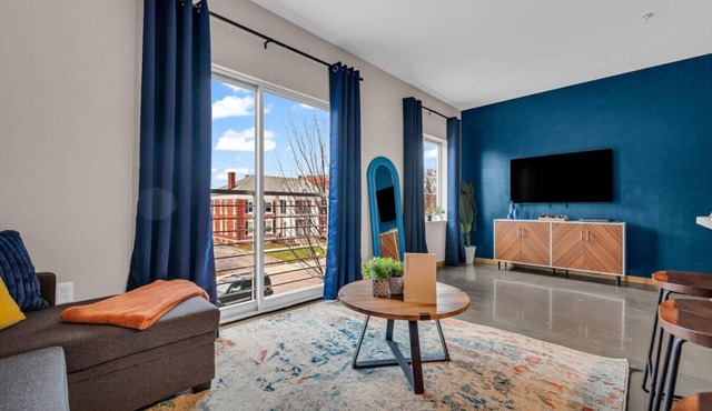 Your Stylish Midtown Getaway in Detroit