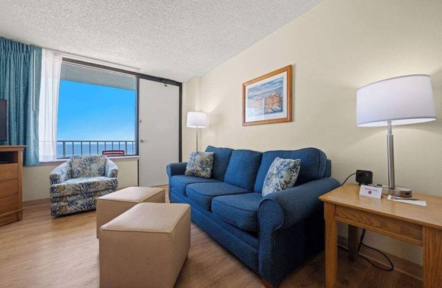 1BR Oceanfront Views with Heated Indoor Pool