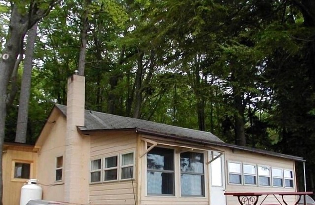 The Platte Van Hammen Cottage 