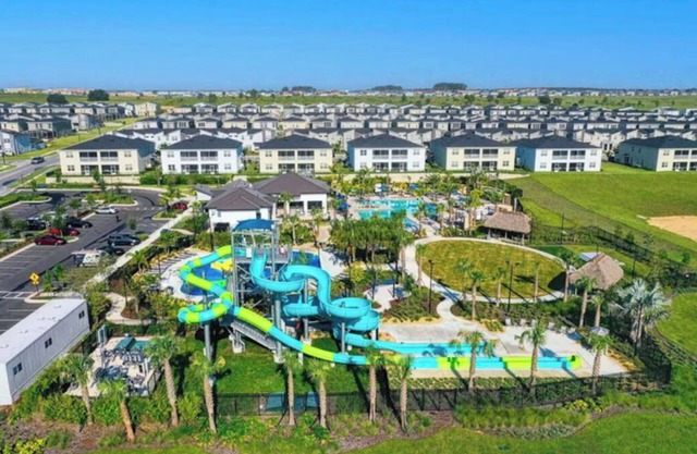 Dazzing 9BR/Pool/Spa/Free Waterpark (9030SD)