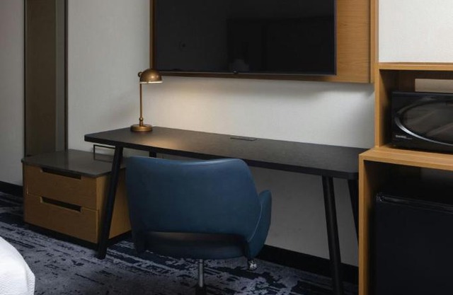 Fairfield Inn 