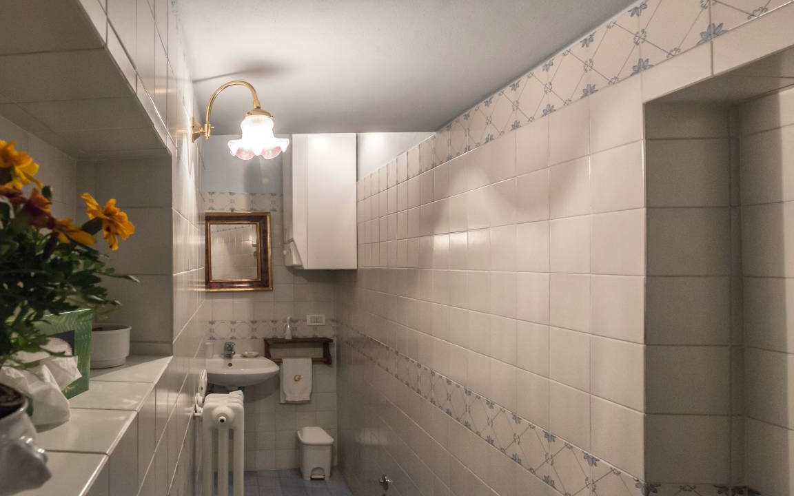 Photo of Bathroom in Gaville