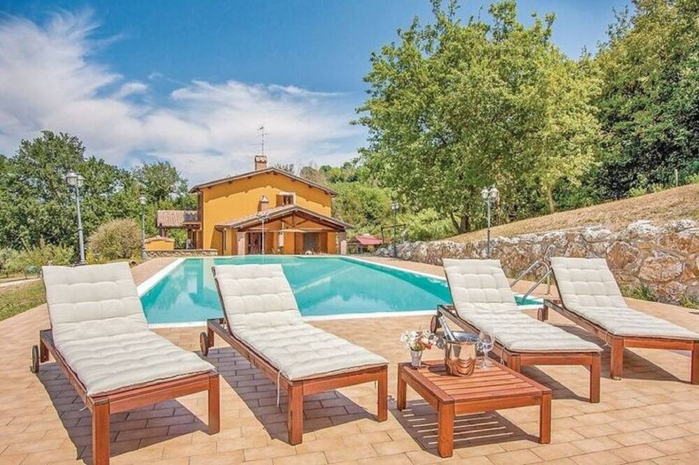 Photo of Outdoor in Giove