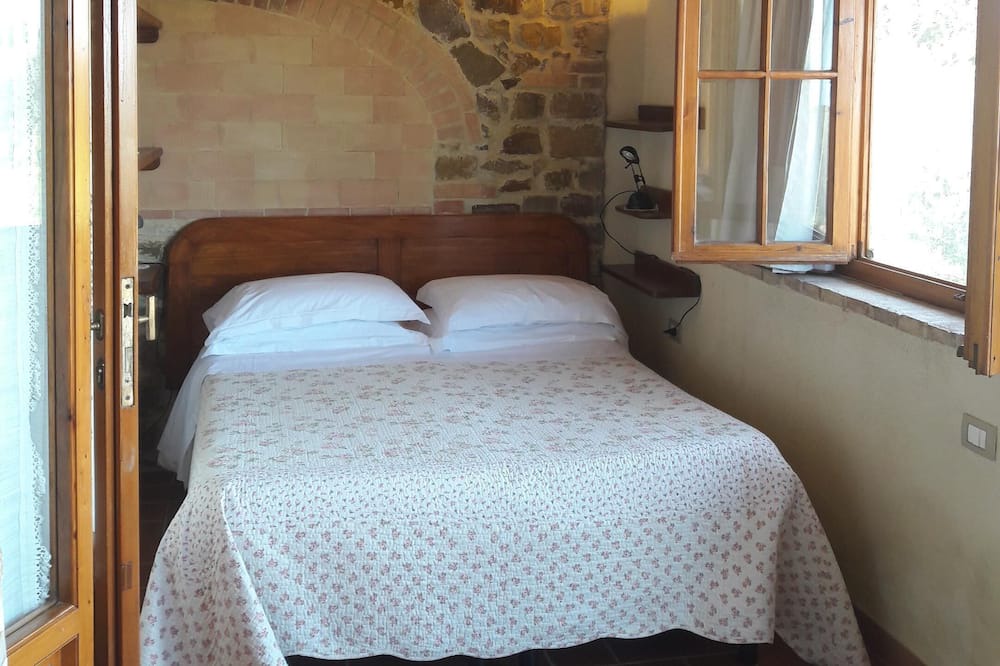 Photo of Bedroom in Tavarnelle Val di Pesa
