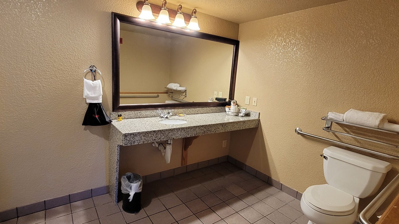 Photo of Bedroom in Eureka