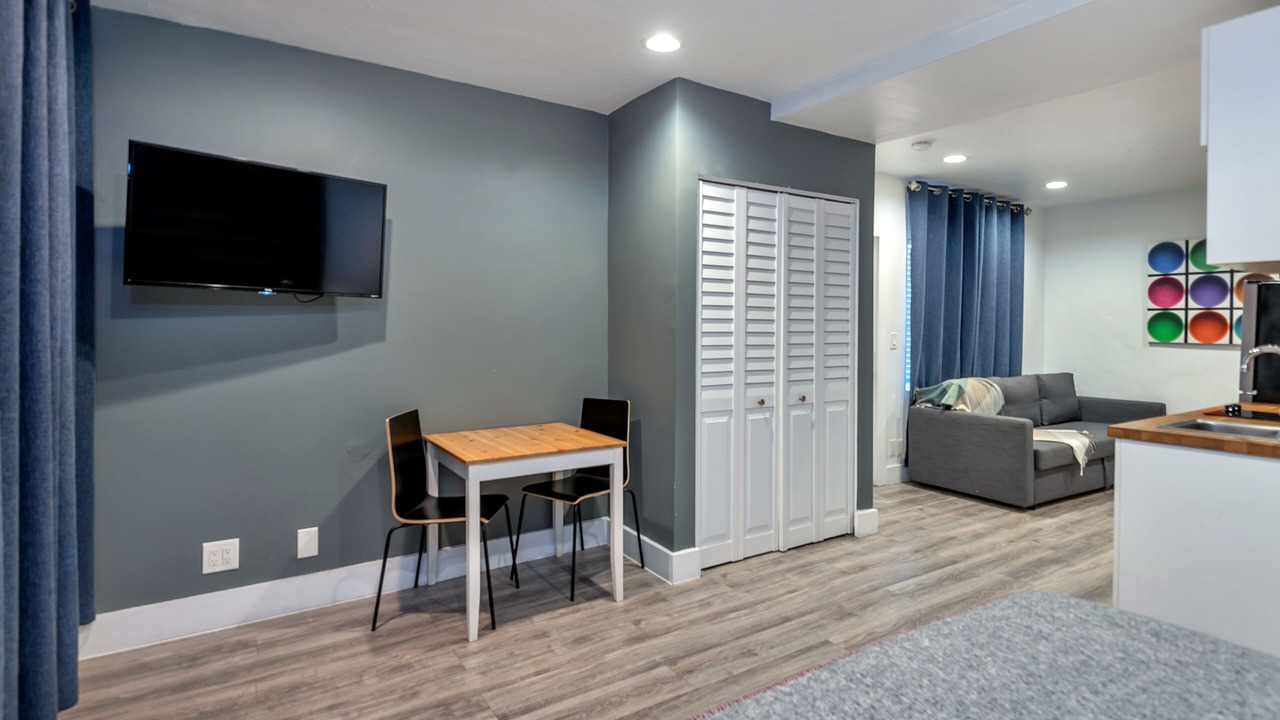 Photo of Livingroom in Harbordale