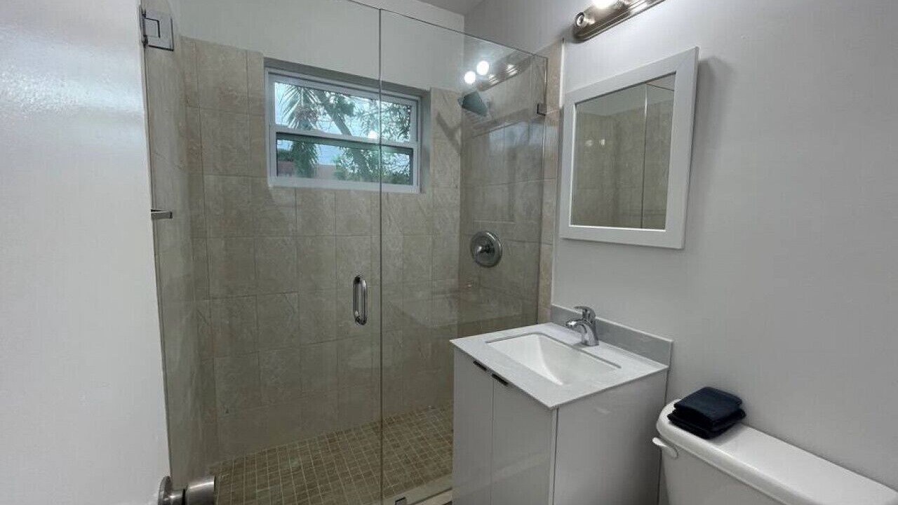Photo of Bathroom in West Little Havana