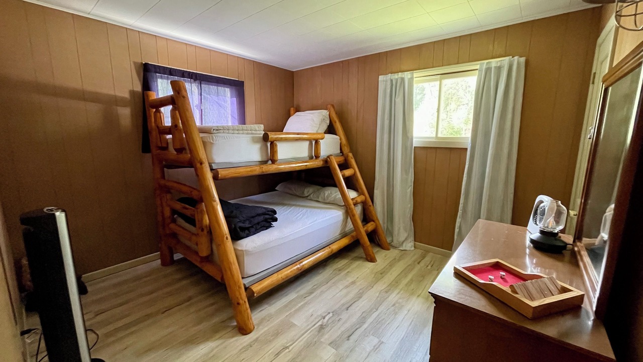 Photo of Bedroom in Prudenville