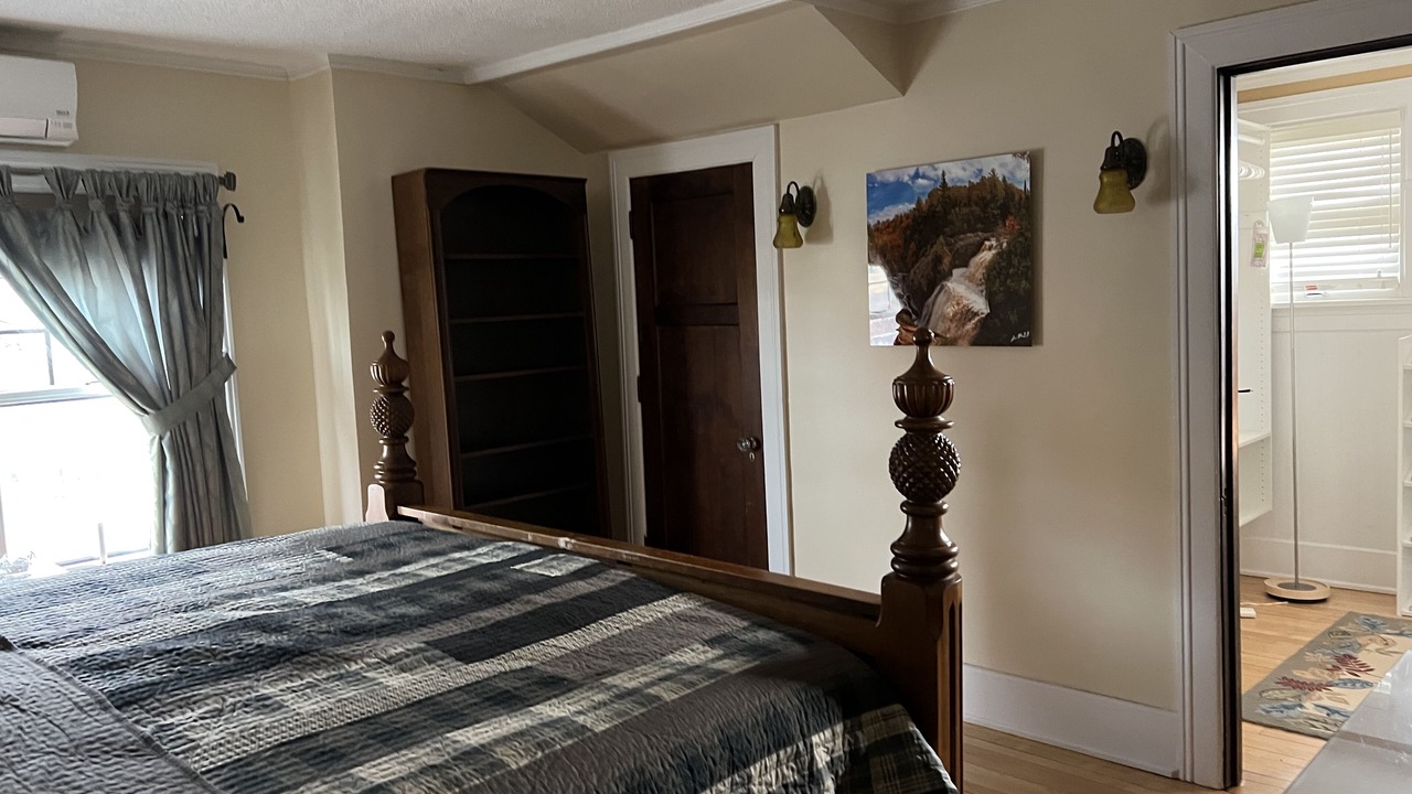 Photo of Bedroom in Bessemer