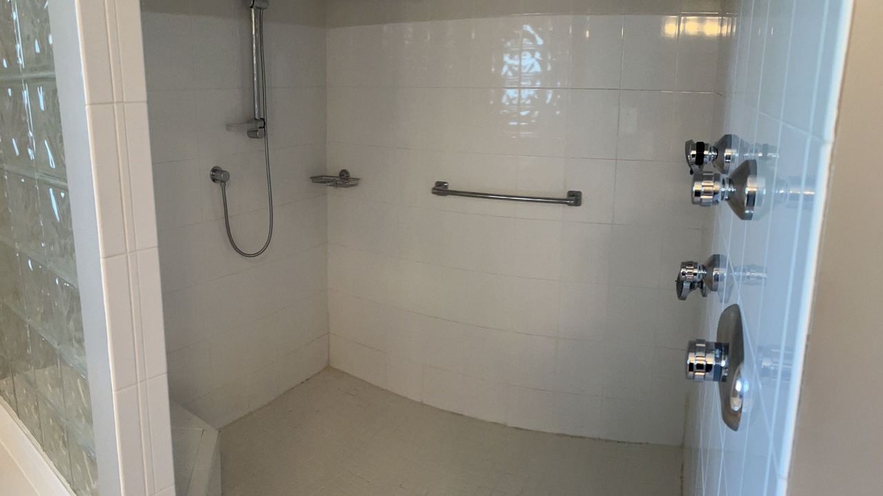 Photo of Bathroom in Murphysboro