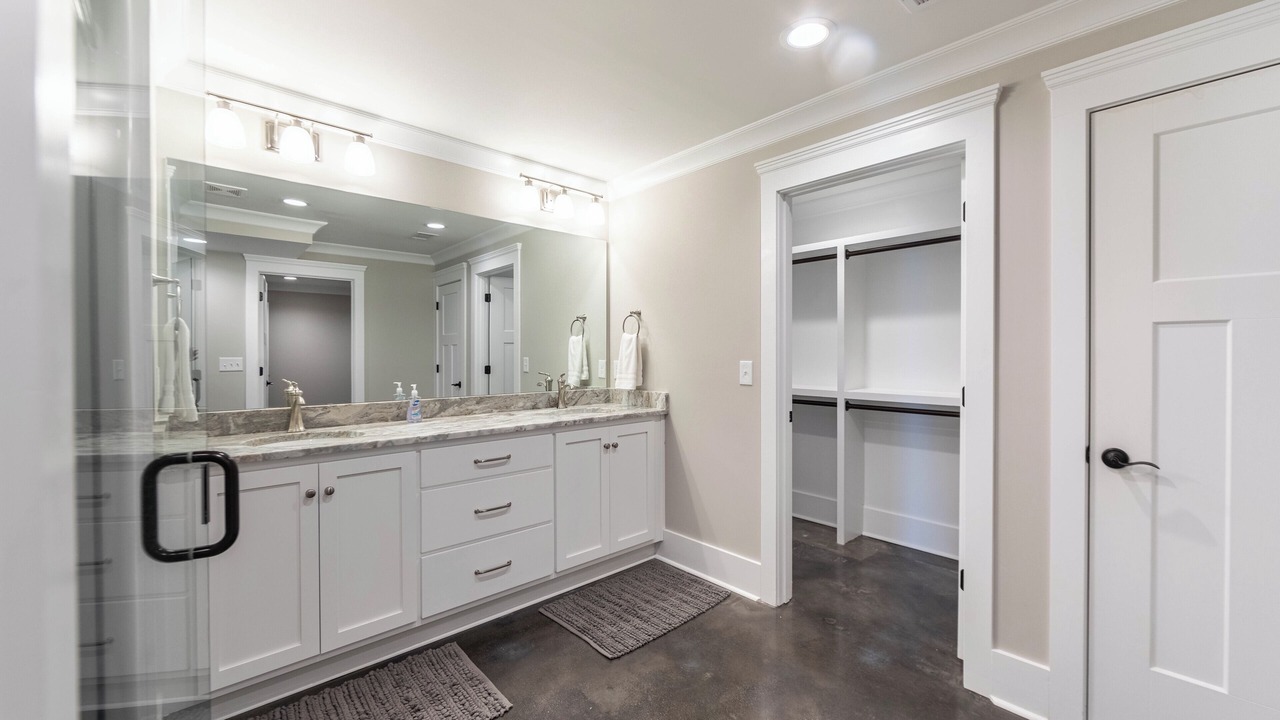 Photo of Bathroom in Eatonton