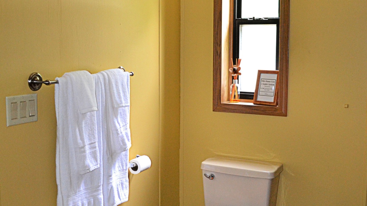 Photo of Bathroom in Silver City