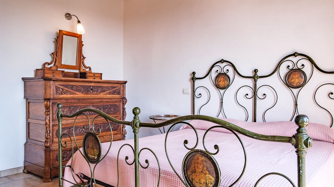 Photo of Bedroom in Castellina Marittima