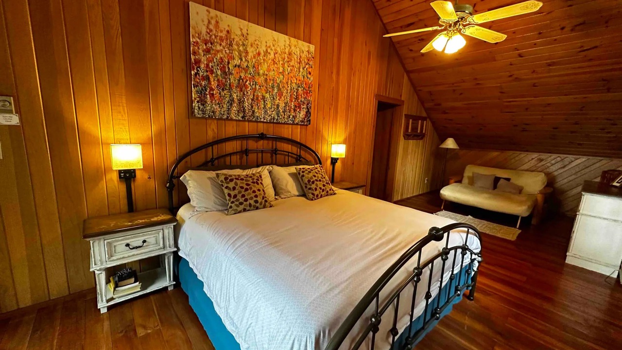 Photo of Bedroom in Apple Ridge
