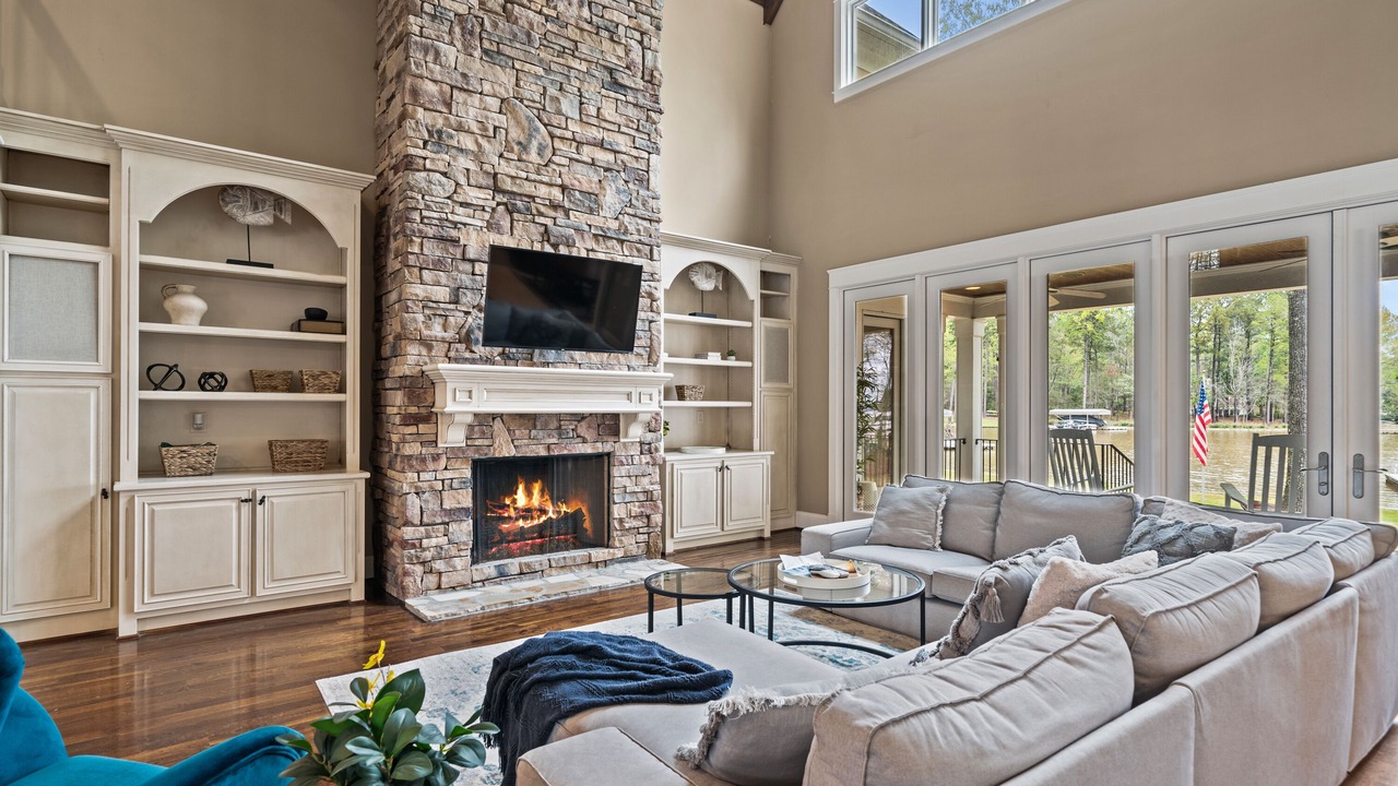 Photo of Livingroom in Eatonton