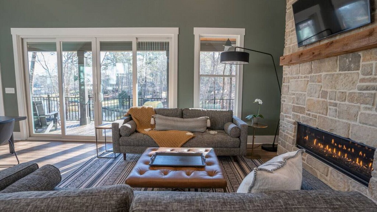 Photo of Livingroom in Eatonton