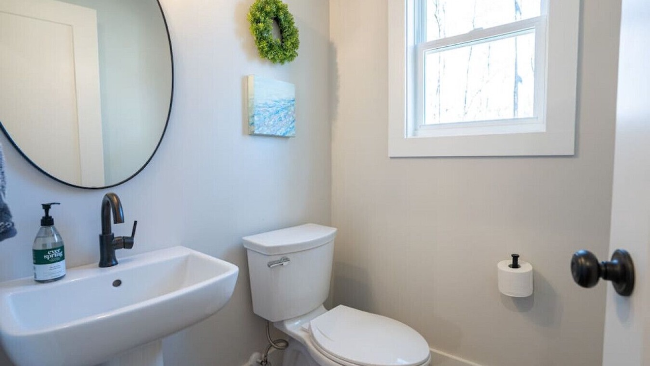 Photo of Bathroom in Eatonton