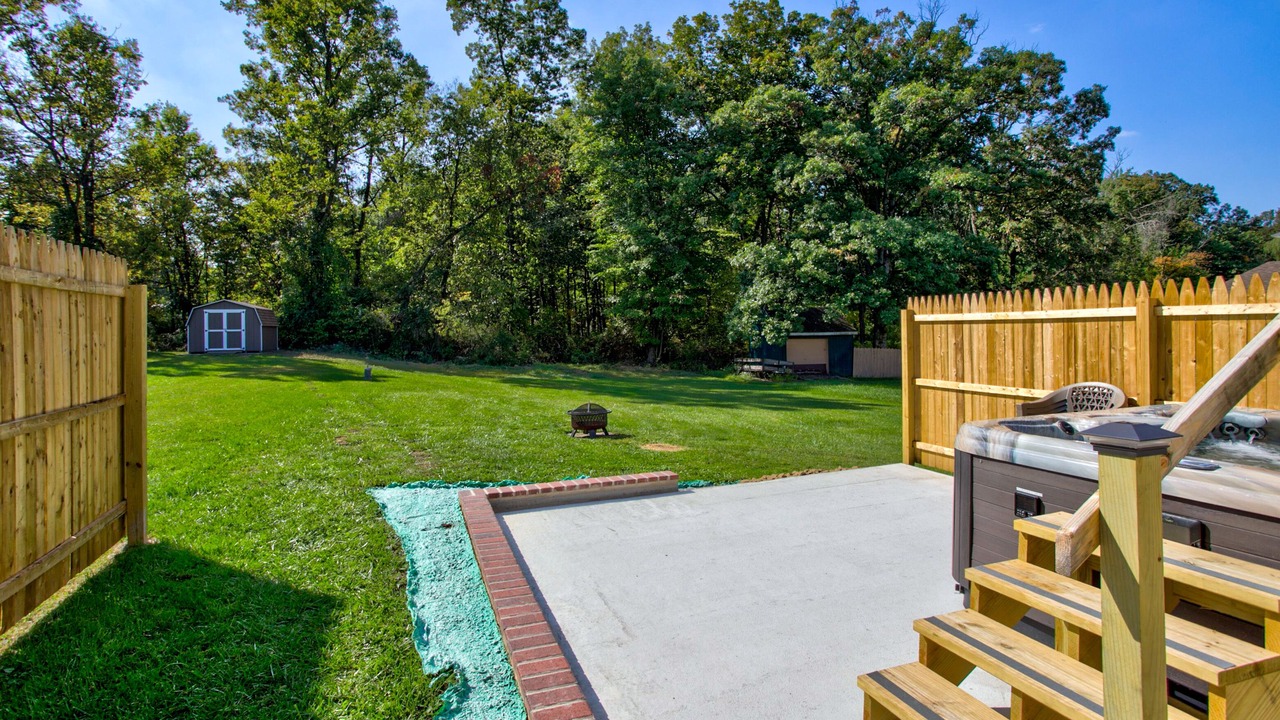 Photo of Outdoor in Elizabethtown
