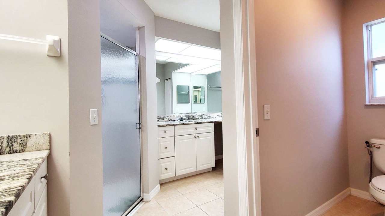 Photo of Bathroom in Bee Ridge
