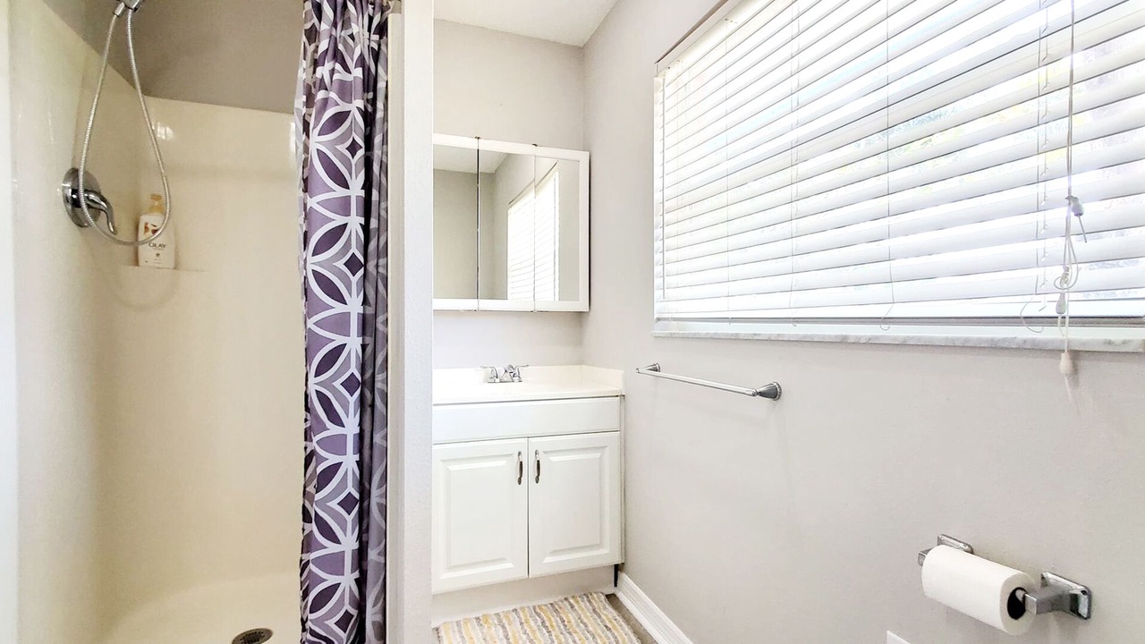 Photo of Bathroom in Bee Ridge