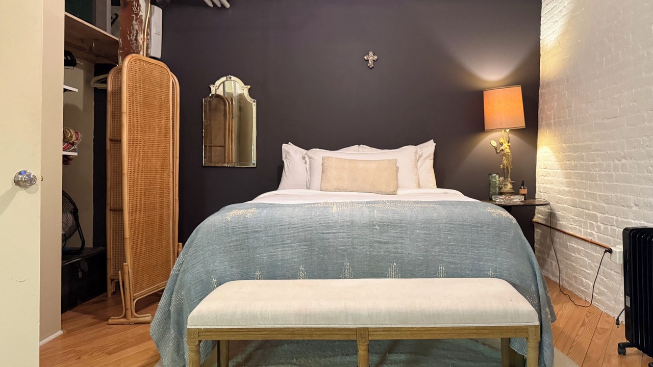 Photo of Bedroom in Williamsburg