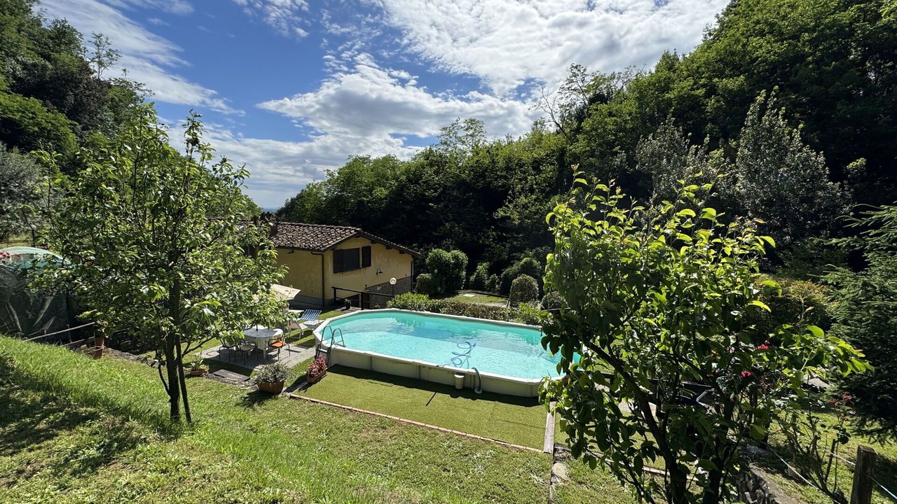 Photo of Outdoor in Massa e Cozzile