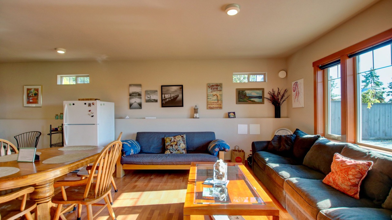 Photo of Livingroom in La Conner
