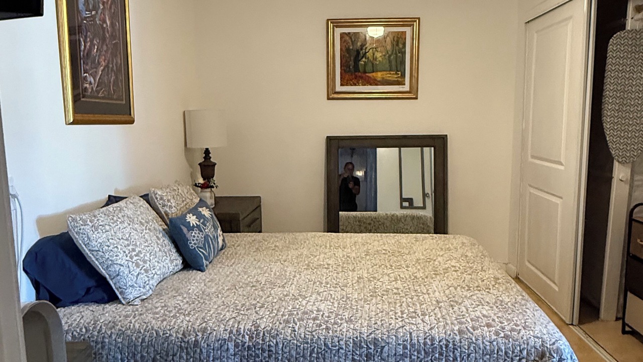 Photo of Bedroom in Wilton Manors