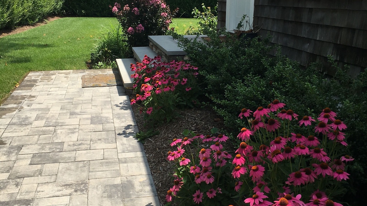 Photo of Outdoor in Village of Southampton