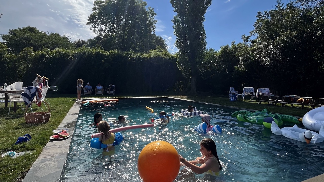 Photo of Outdoor in Village of Southampton