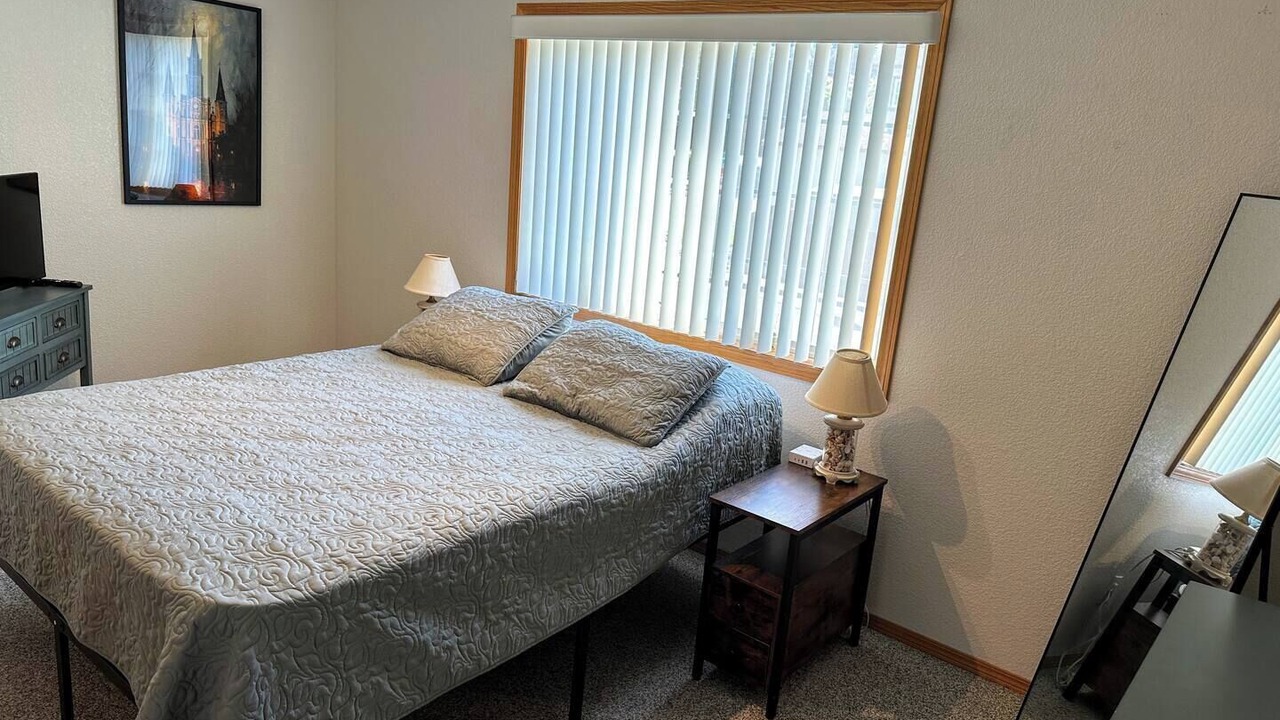 Photo of Bedroom in Cutten