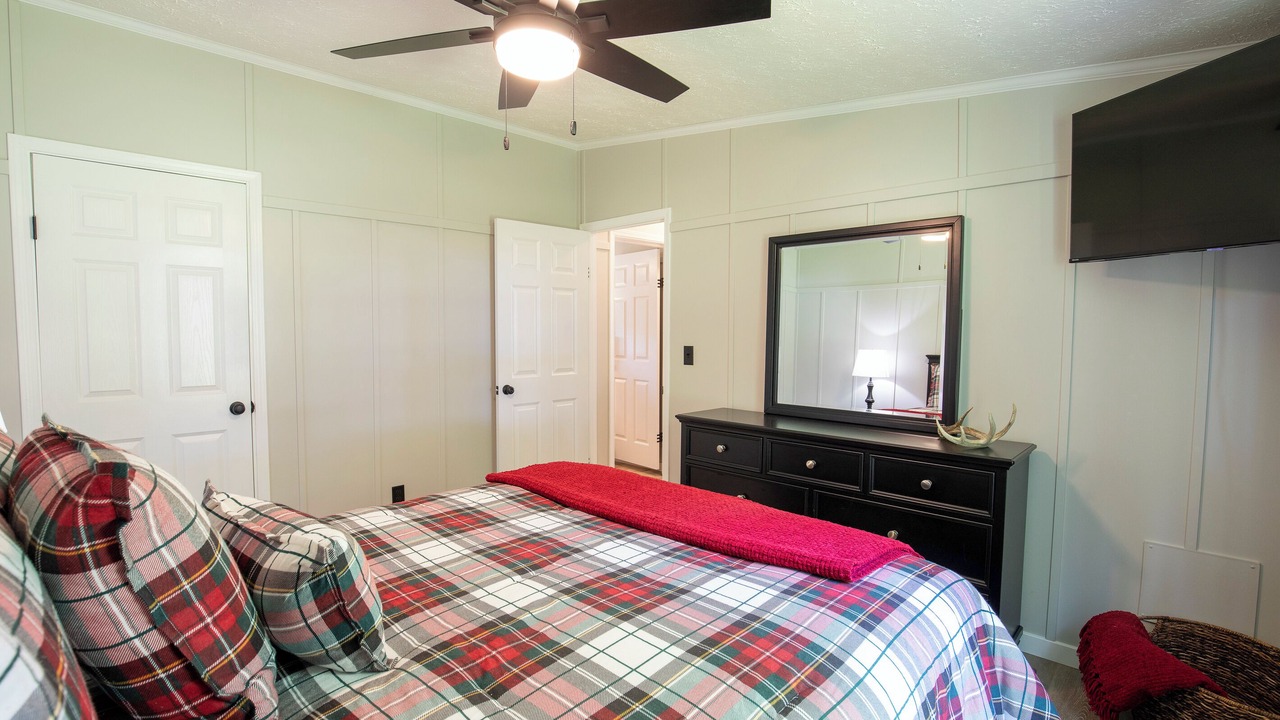 Photo of Bedroom in Murphysboro